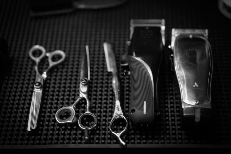 BW_Scissors